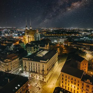 Grand Palace فندق برنو